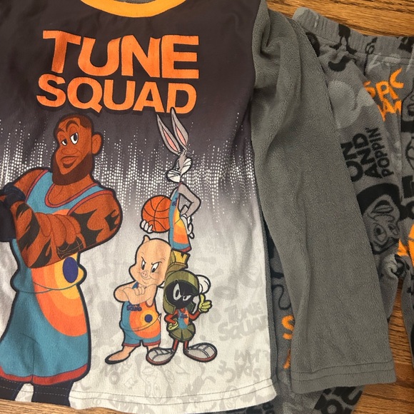 Space Jam A New Legacy 2-Piece Fleece Pajama Set - Picture 3 of 10